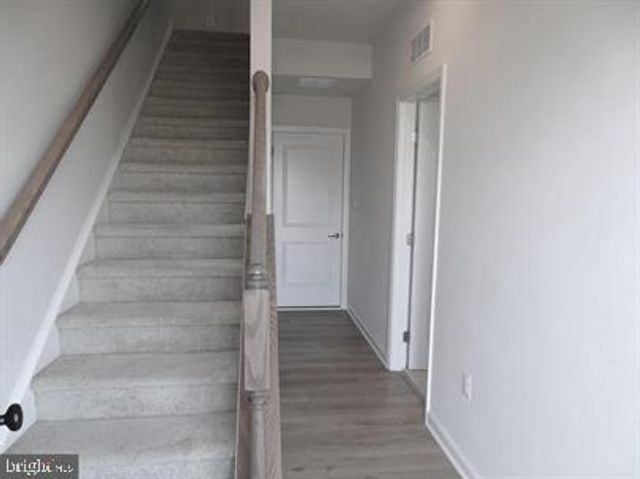 1024 TRESTLE DR, Fredericksburg, VA 22401