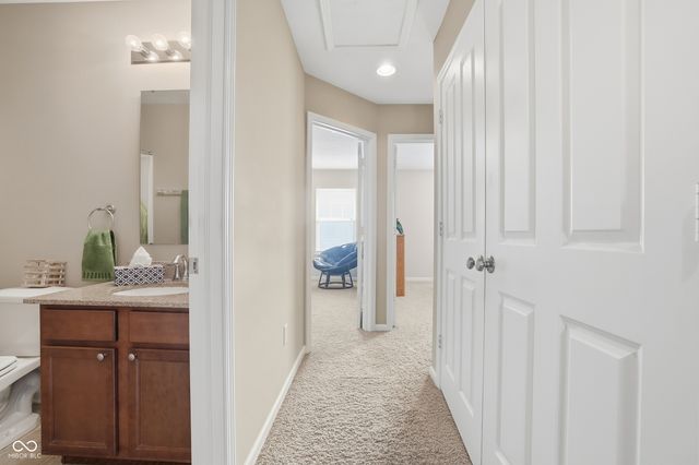 6343 Central Boulevard, Whitestown, IN 46075