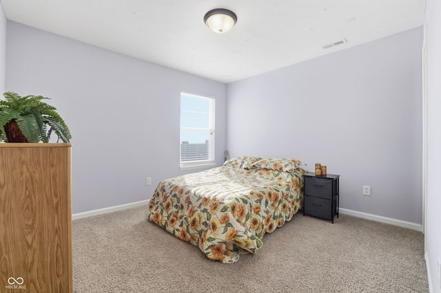 6343 Central Boulevard, Whitestown, IN 46075