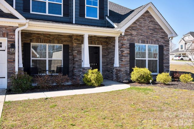 2929 Fernley Court, High Point, NC 27262