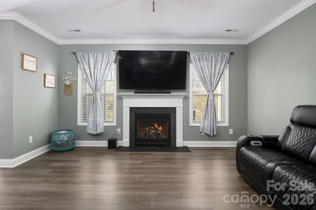 2929 Fernley Court, High Point, NC 27262