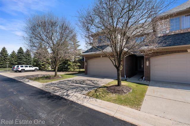 47630 Lorie Lane, Chesterfield Township, MI 48047