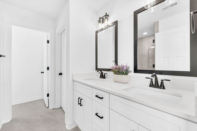 1117 Henry Place Blvd, Clarksville, TN 37042