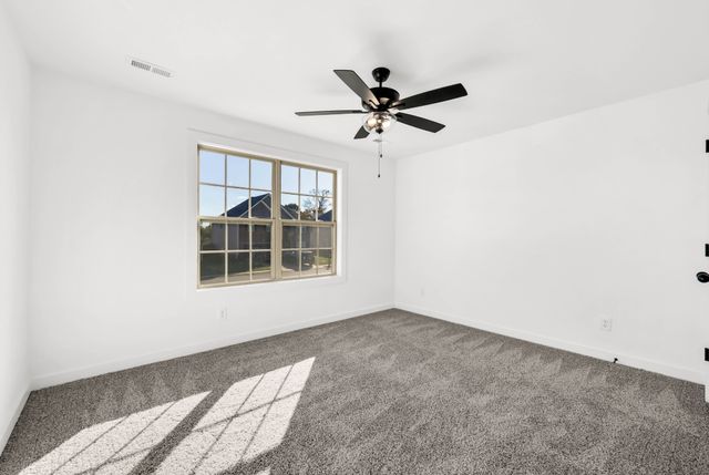 1117 Henry Place Blvd, Clarksville, TN 37042