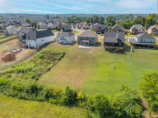 1117 Henry Place Blvd, Clarksville, TN 37042