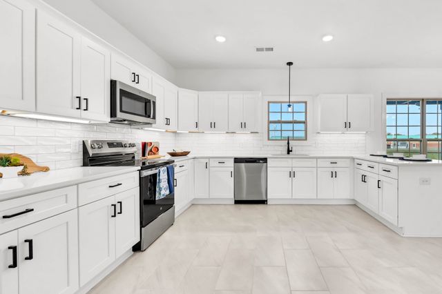 1117 Henry Place Blvd, Clarksville, TN 37042