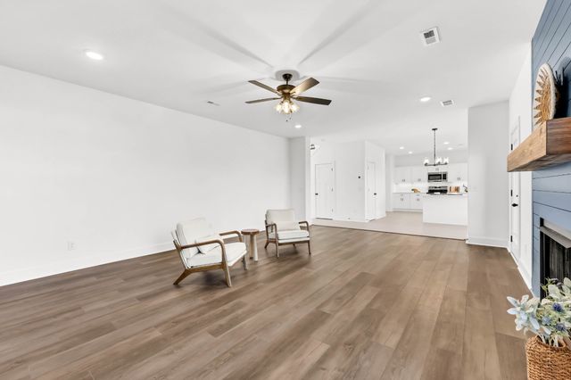 1117 Henry Place Blvd, Clarksville, TN 37042