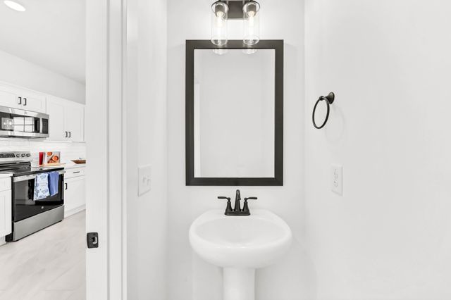 1117 Henry Place Blvd, Clarksville, TN 37042