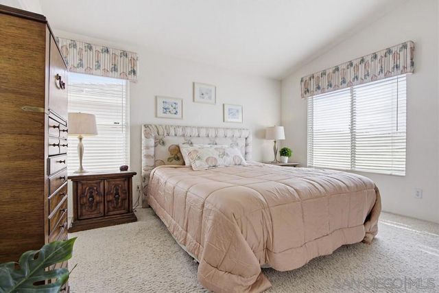 24 Chisholm Trail, Trabuco Canyon, CA 92679