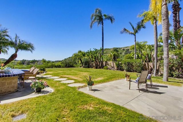 24 Chisholm Trail, Trabuco Canyon, CA 92679
