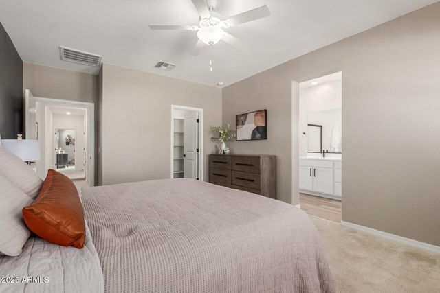 283 E BALSAM Drive, Chandler, AZ 85286