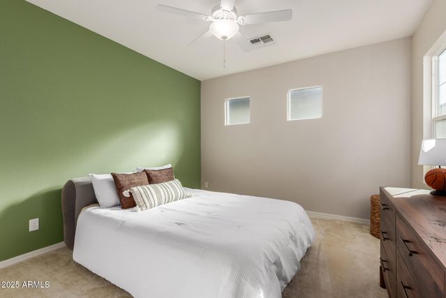 283 E BALSAM Drive, Chandler, AZ 85286