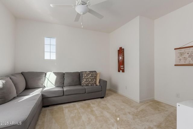 283 E BALSAM Drive, Chandler, AZ 85286