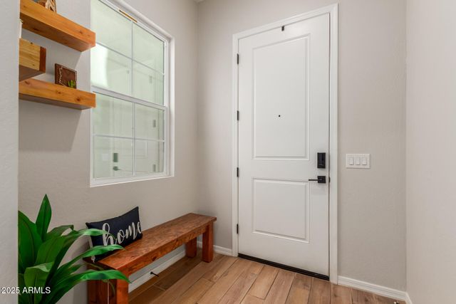 283 E BALSAM Drive, Chandler, AZ 85286