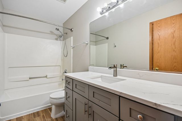3193 Ketch Court, Aurora, IL 60503