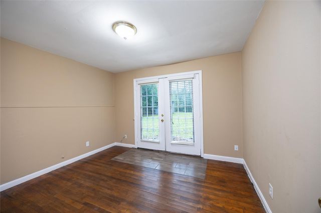 304 Harris Boulevard, Conroe, TX 77301