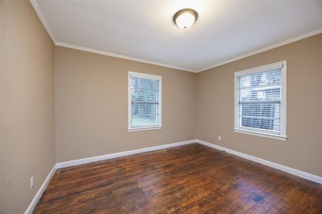 304 Harris Boulevard, Conroe, TX 77301