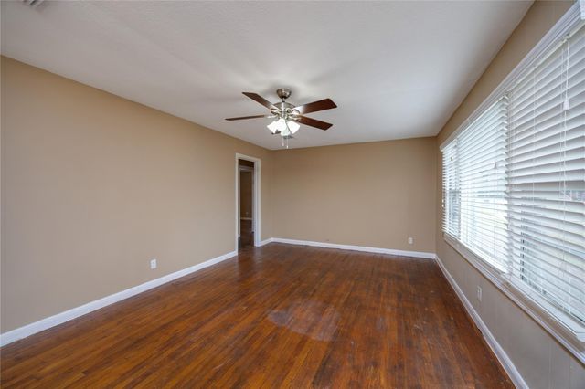 304 Harris Boulevard, Conroe, TX 77301