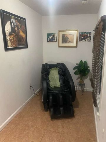 18 Edinboro, Brockton, MA 02301