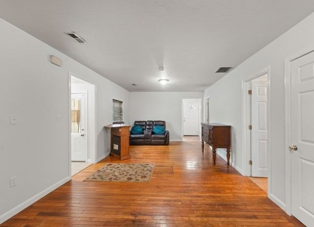 18 Edinboro, Brockton, MA 02301