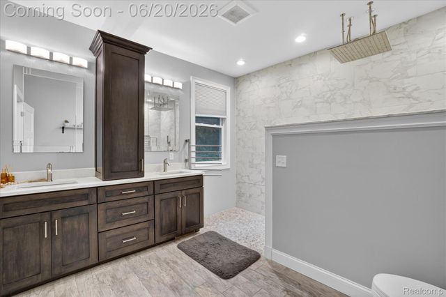 790 Grange Hall Road, Groveland Township, MI 48462