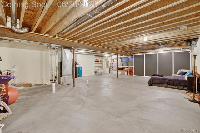 790 Grange Hall Road, Groveland Township, MI 48462