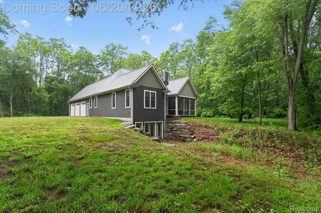 790 Grange Hall Road, Groveland Township, MI 48462