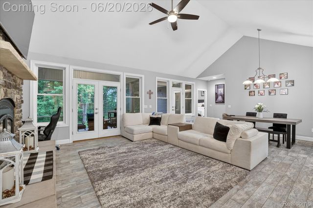 790 Grange Hall Road, Groveland Township, MI 48462