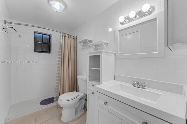 6860 SW 18th St, Miami, FL 33155