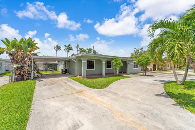 6860 SW 18th St, Miami, FL 33155