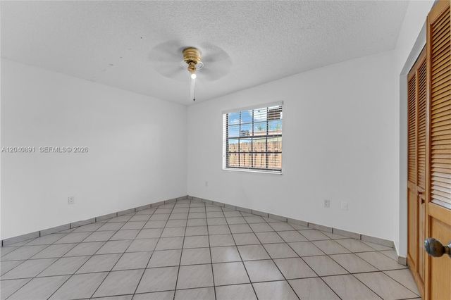 6860 SW 18th St, Miami, FL 33155