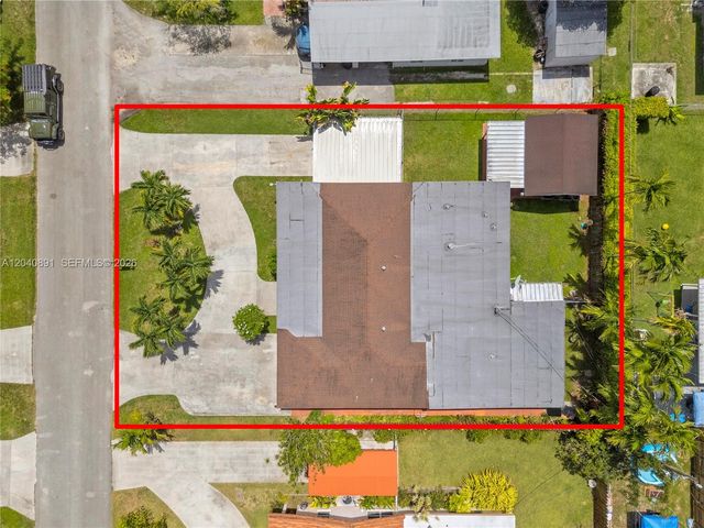 6860 SW 18th St, Miami, FL 33155