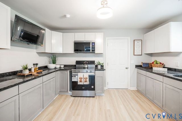 1859 Ramblewood Rd, Petersburg, VA 23805