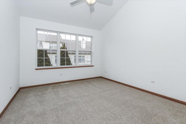 202 Braeburn Circle, Sugar Grove, IL 60554