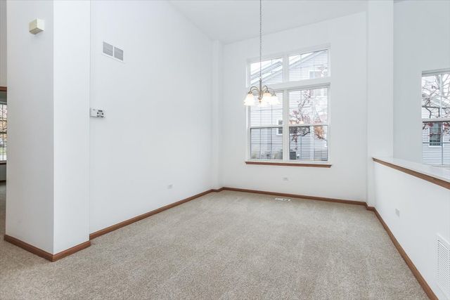 202 Braeburn Circle, Sugar Grove, IL 60554