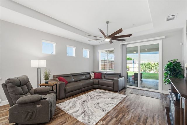 3481 Rogue River, Chico, CA 95973