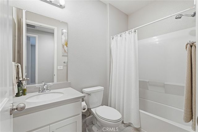 3481 Rogue River, Chico, CA 95973