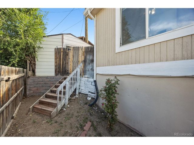 4501 W Alaska Pl B, Denver, CO 80219