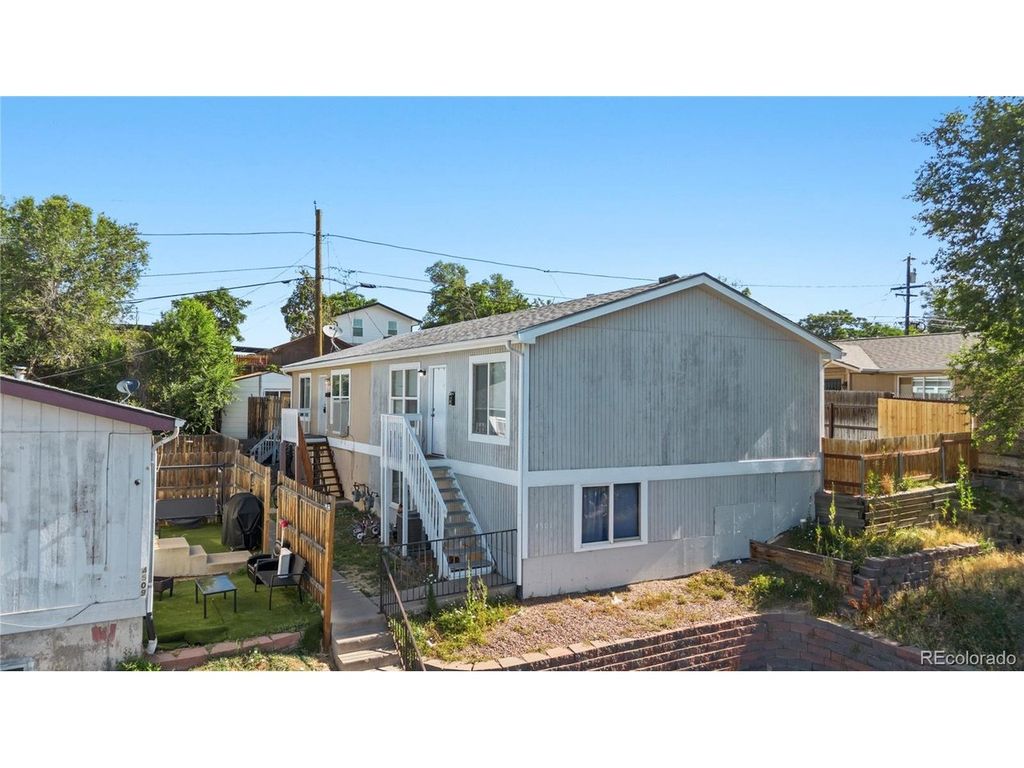 4501 W Alaska Pl B, Denver, CO 80219