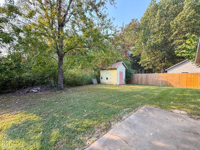 4403 Southbrook Drive, Jonesboro, AR 72404