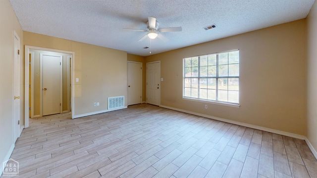 4403 Southbrook Drive, Jonesboro, AR 72404