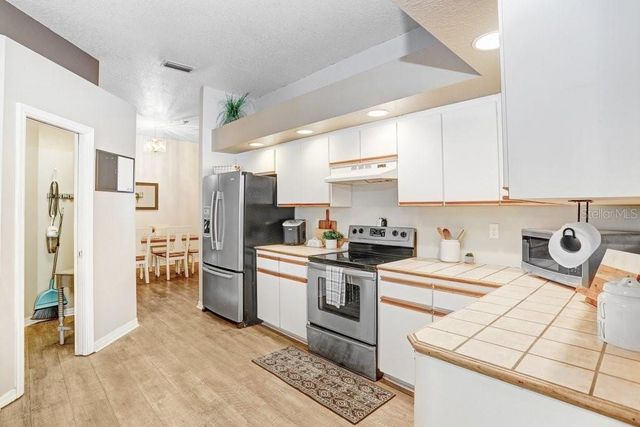 1402 STEPHENS OAK COURT, Plant City, FL 33567