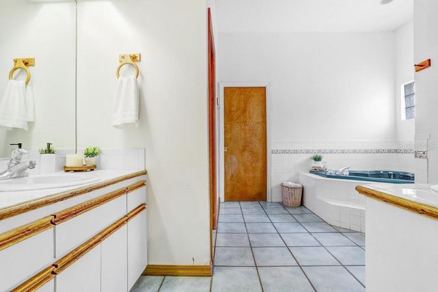 1402 STEPHENS OAK COURT, Plant City, FL 33567