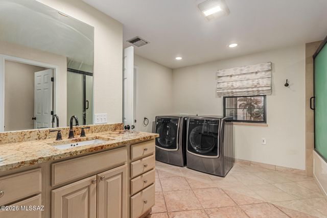 341 N Joesler Court, Tucson, AZ 85716