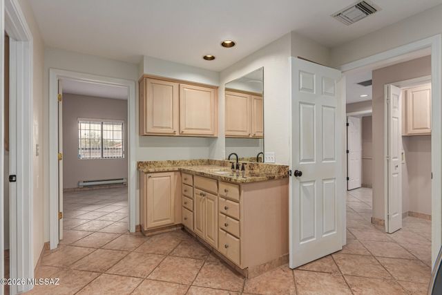 341 N Joesler Court, Tucson, AZ 85716