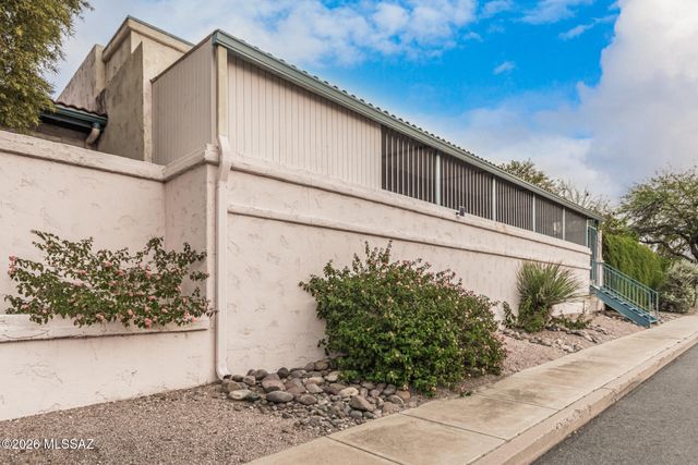 341 N Joesler Court, Tucson, AZ 85716