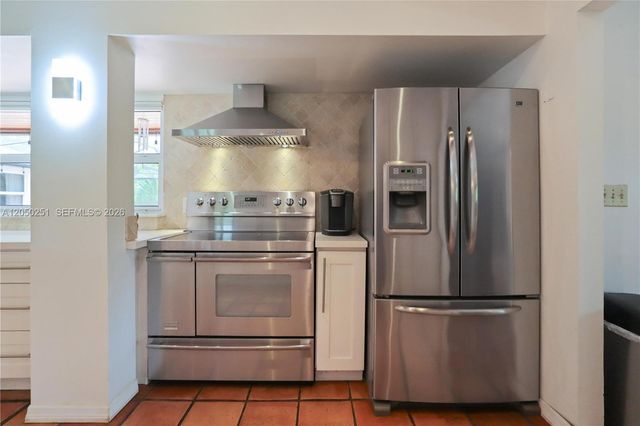 23595 SW 152nd Ave, Homestead, FL 33032