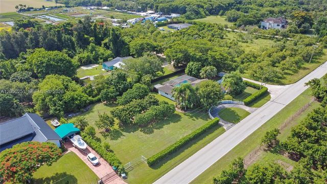 23595 SW 152nd Ave, Homestead, FL 33032
