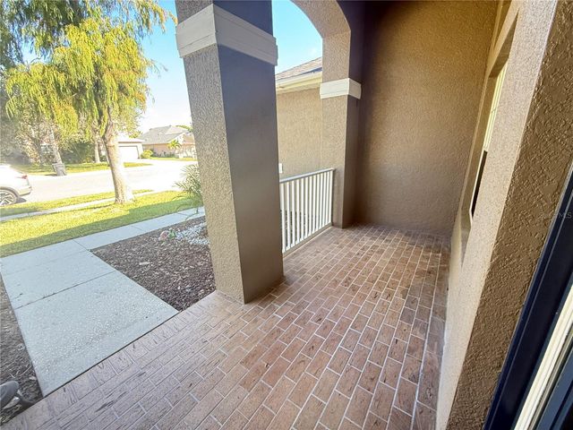 6817 CROMWELL GARDEN DRIVE, Apollo Beach, FL 33572