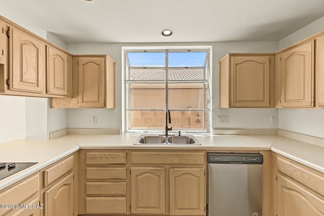 37965 S Birdie Drive, Tucson, AZ 85739
